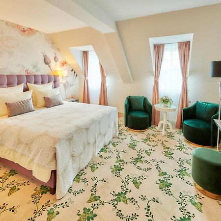 Weinromantikhotel Richtershof 뮐하임 안 데어 모젤 외부 사진